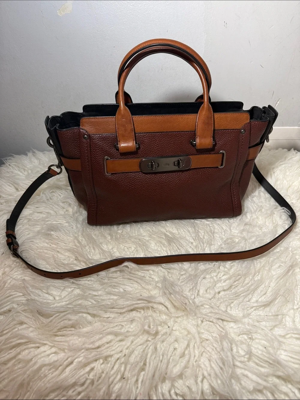 Coach Swagger Saddle & Mahogany Leather Satchel Handbag with Tan Accents medium